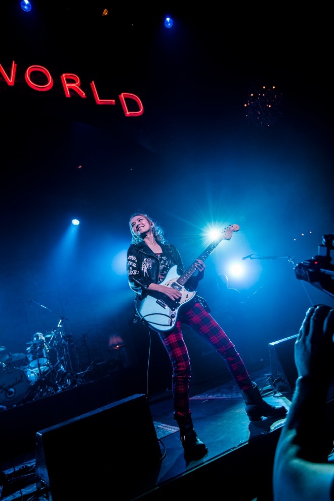 SCANDAL WORLD TOUR 2015「HELLO WORLD」 ZDuQlmdt_o