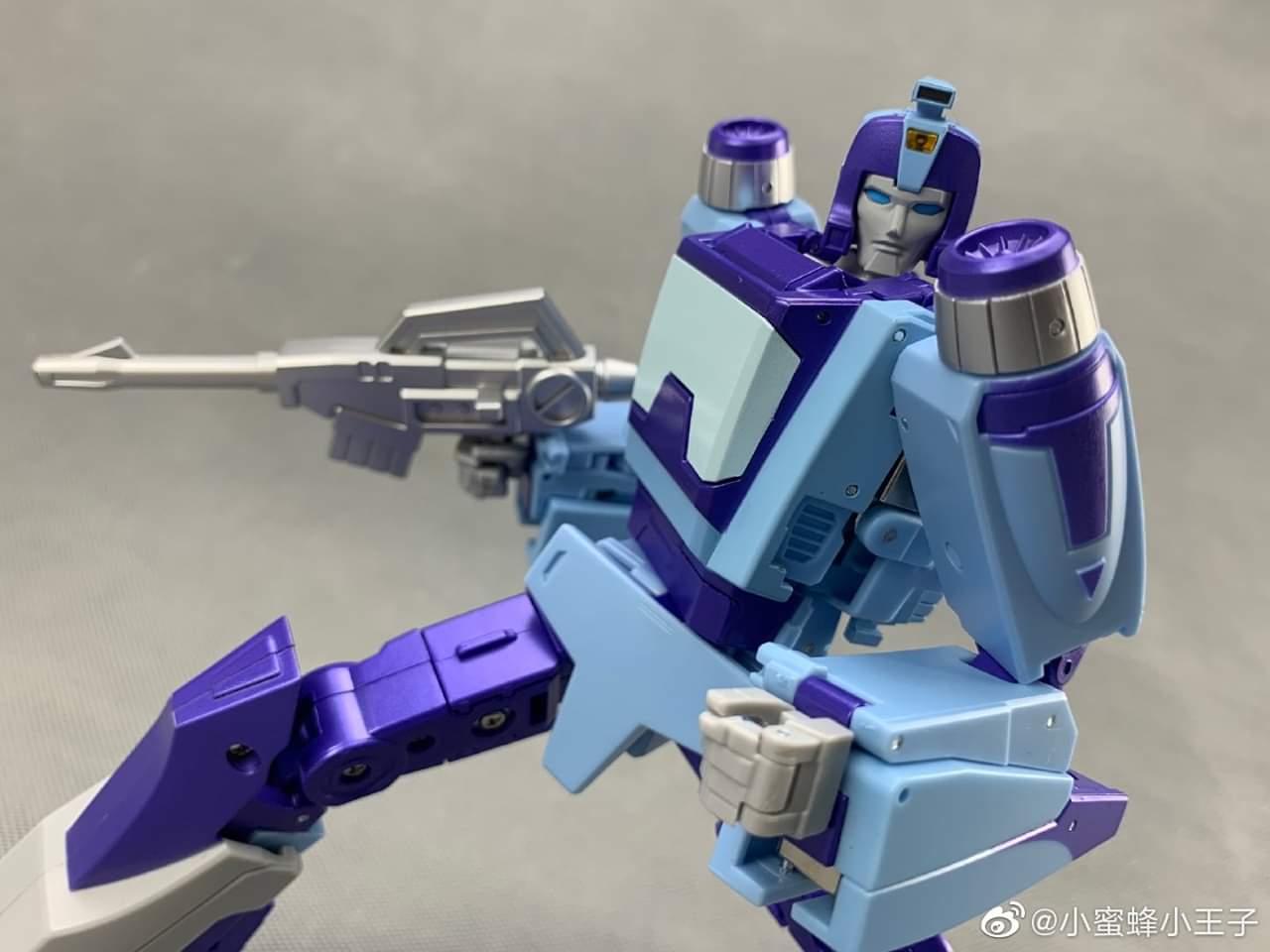 [Fanstoys] Produit Tiers - Jouet FT-39 Jabber - aka Blurr/Brouillo JlgCANj8_o