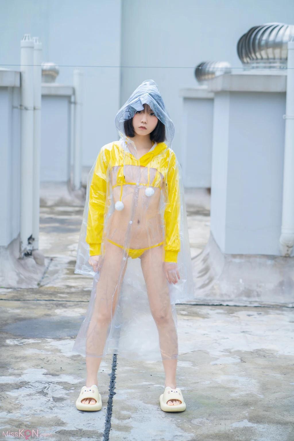 Coser@一只小栗奈: 天台小雨衣 (169 photos )(1)