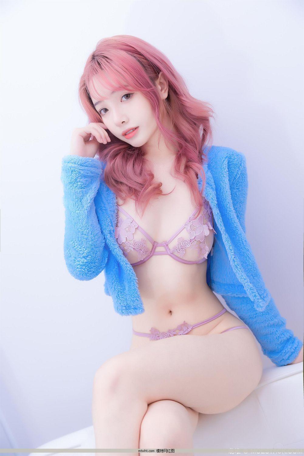 微博红人Coser2.5次元写真@雯妹 NO.034 蓝粉红[22P](22)