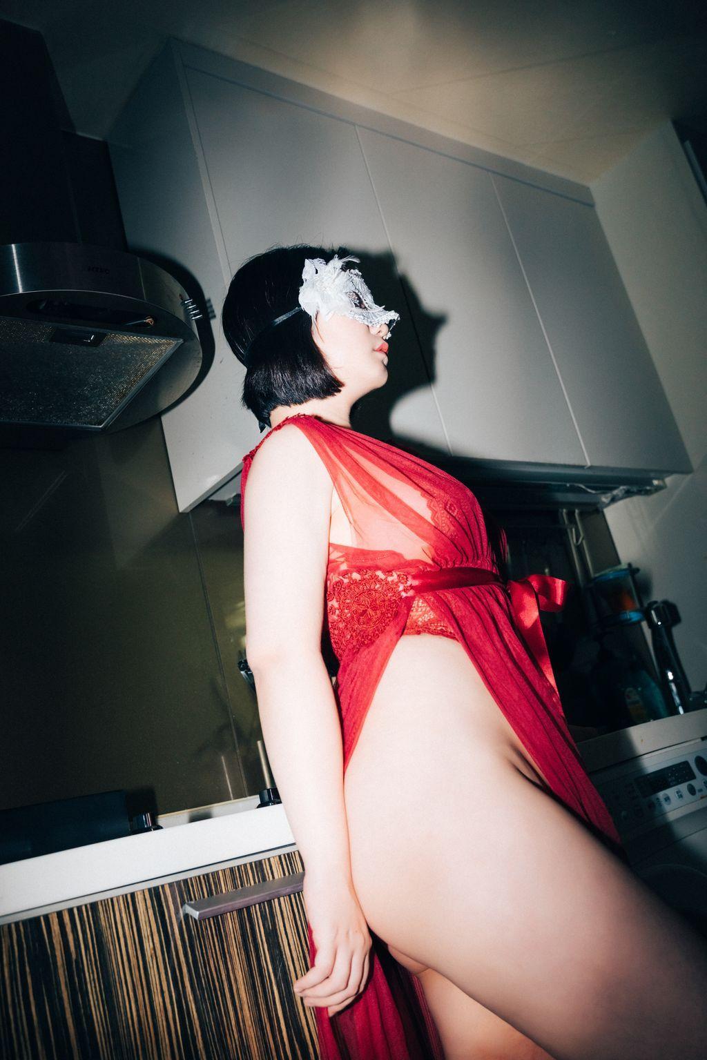Daa (다아): Control Me (51 photos)(42)