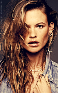 Behati Prinsloo P8UCYu6r_o