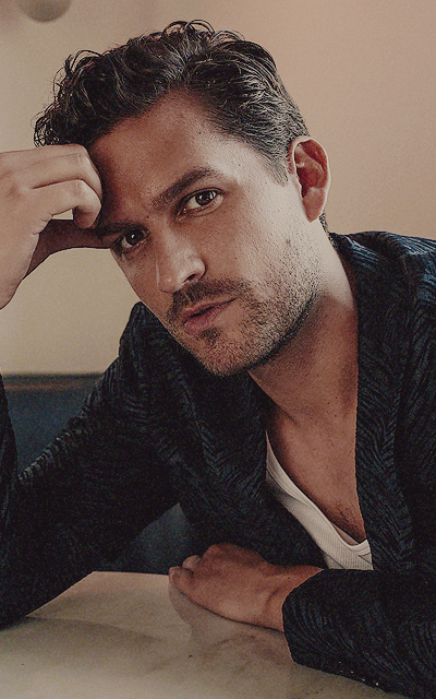 brunet - Ben Aldridge LQ8nGwdq_o