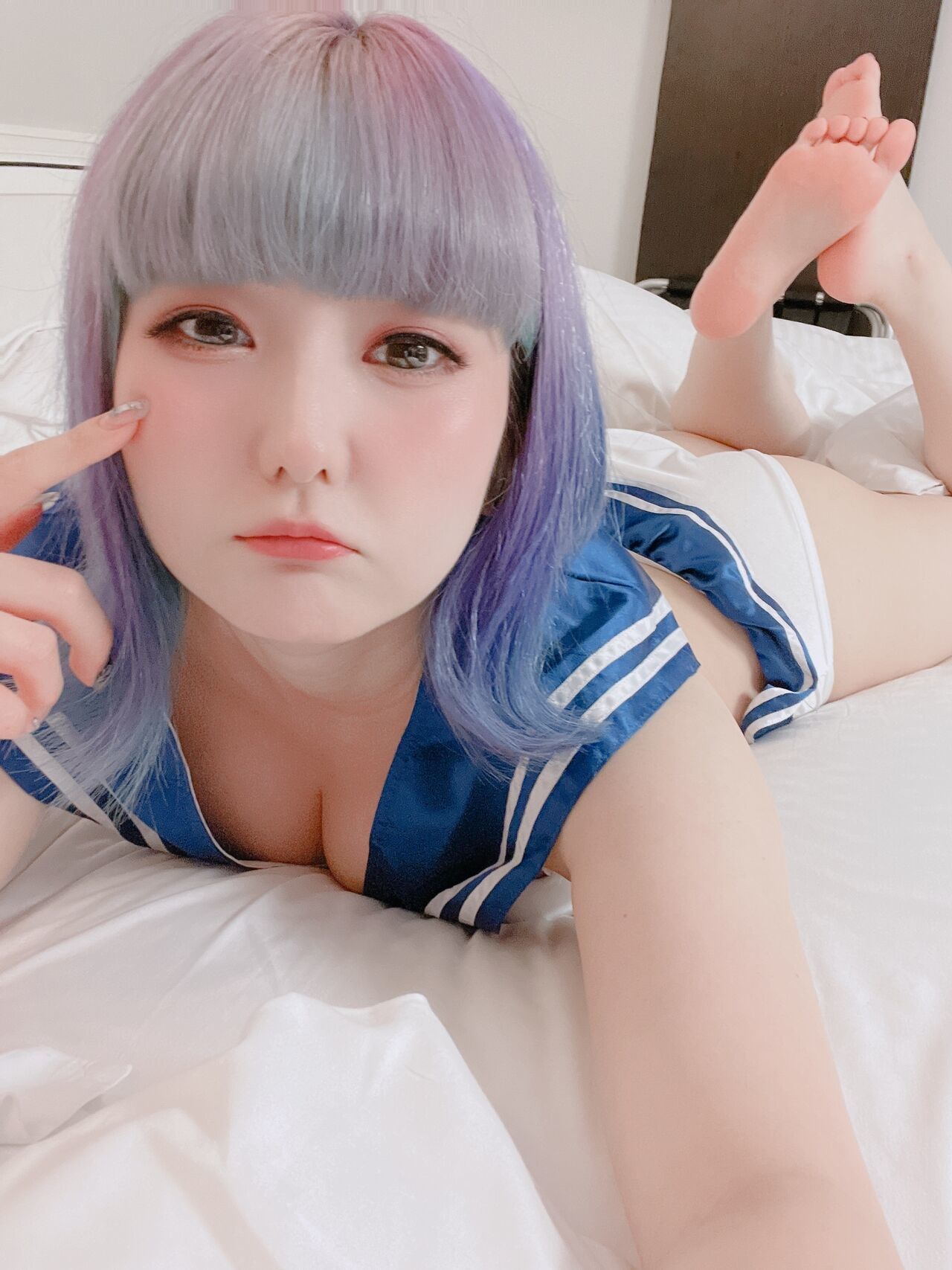 Akasaki Karin - Sailor Moon swimsuit