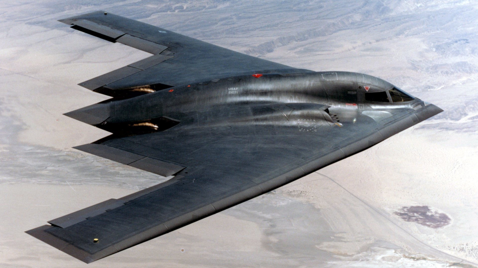 B-2_US_Air_Force_B-2_Spirit.jpg