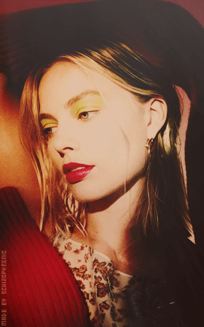 Margot Robbie Y3A6PHld_o