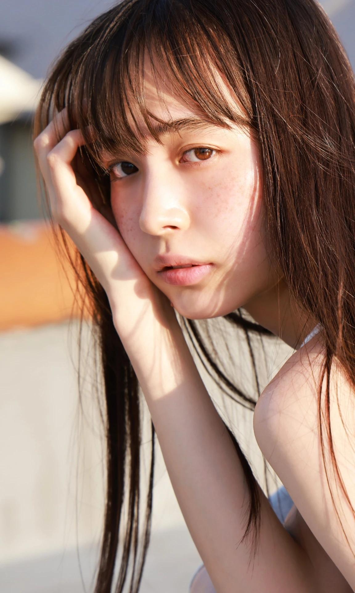 Hiroe Igeta 井桁弘恵, デジタル写真集 「BE{Free}」 Set.01(17)