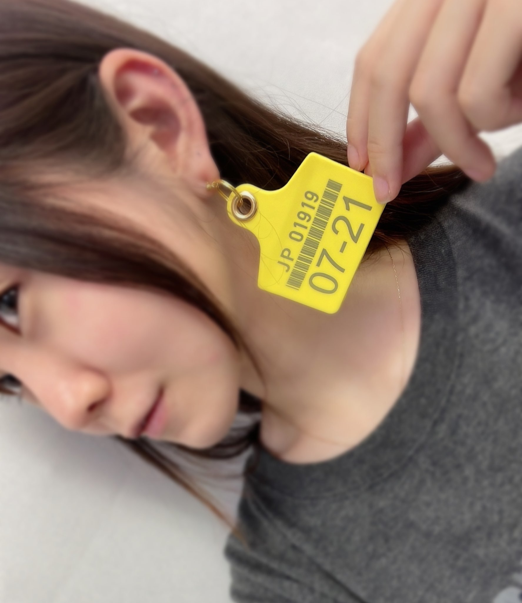 New Product from Vtuber Amane Sopra is a Cow Earring