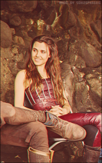 Poppy Drayton VsTujJvg_o