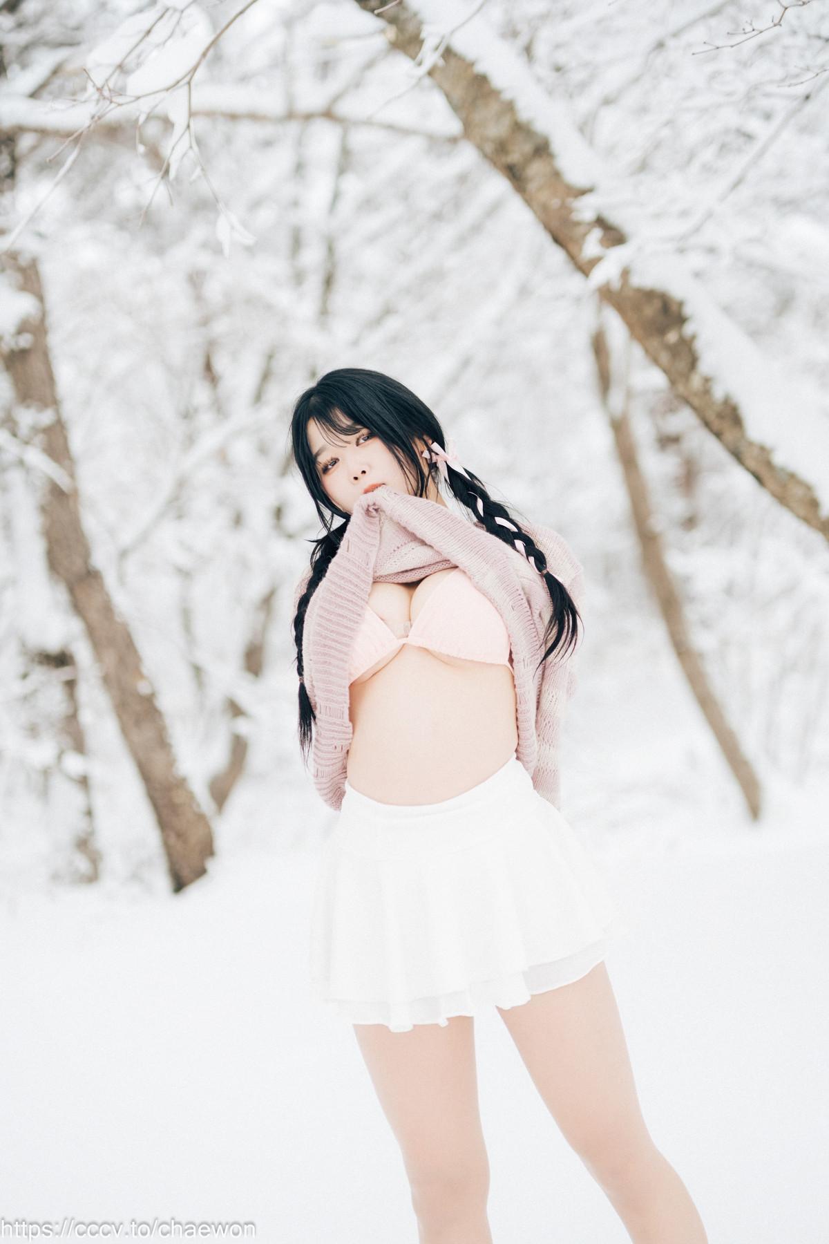 ZIA.Kwon 권지아, [Loozy] Snow Girl Set.01(41)