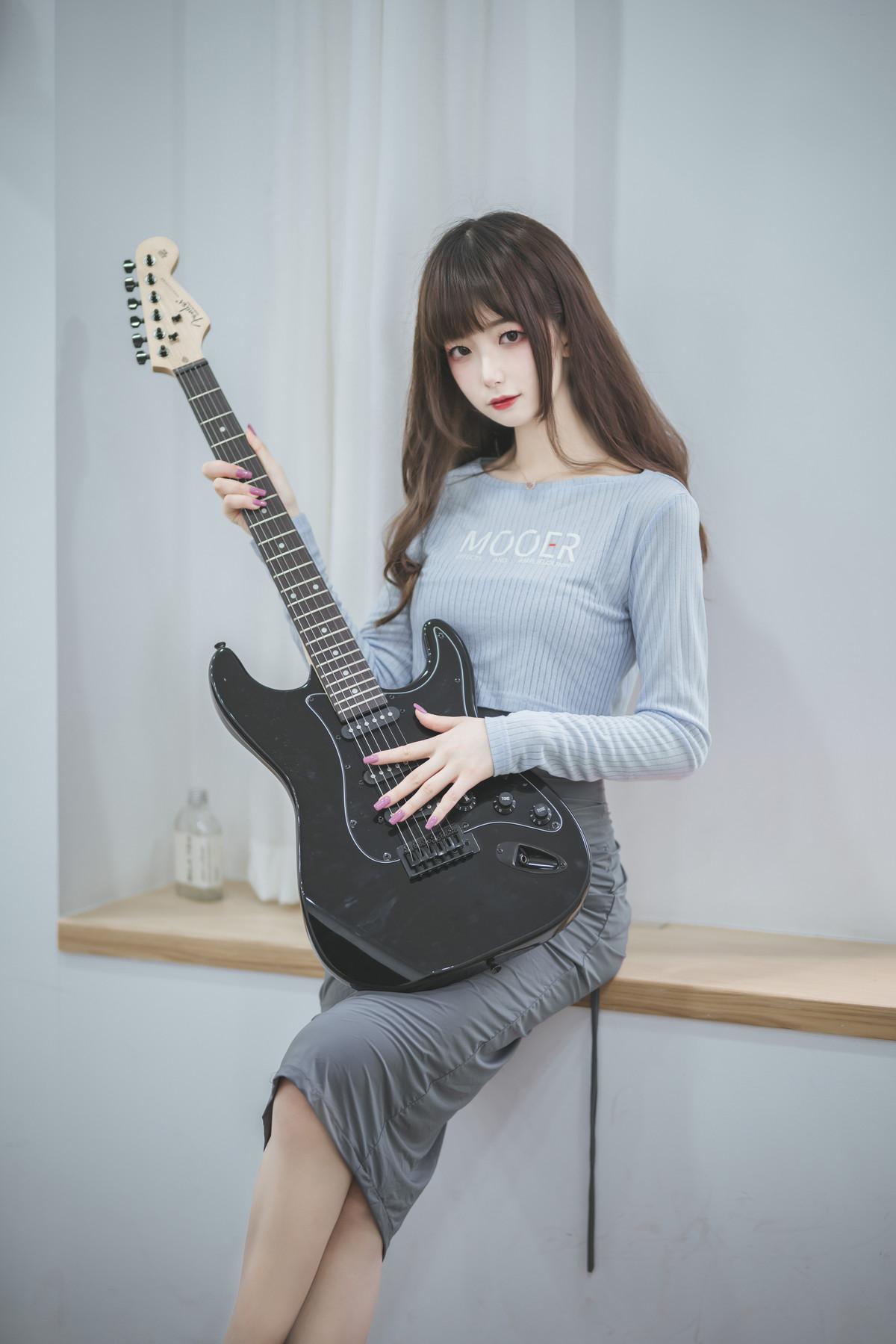 Cosplay 封疆疆v 吉他妹妹(2)