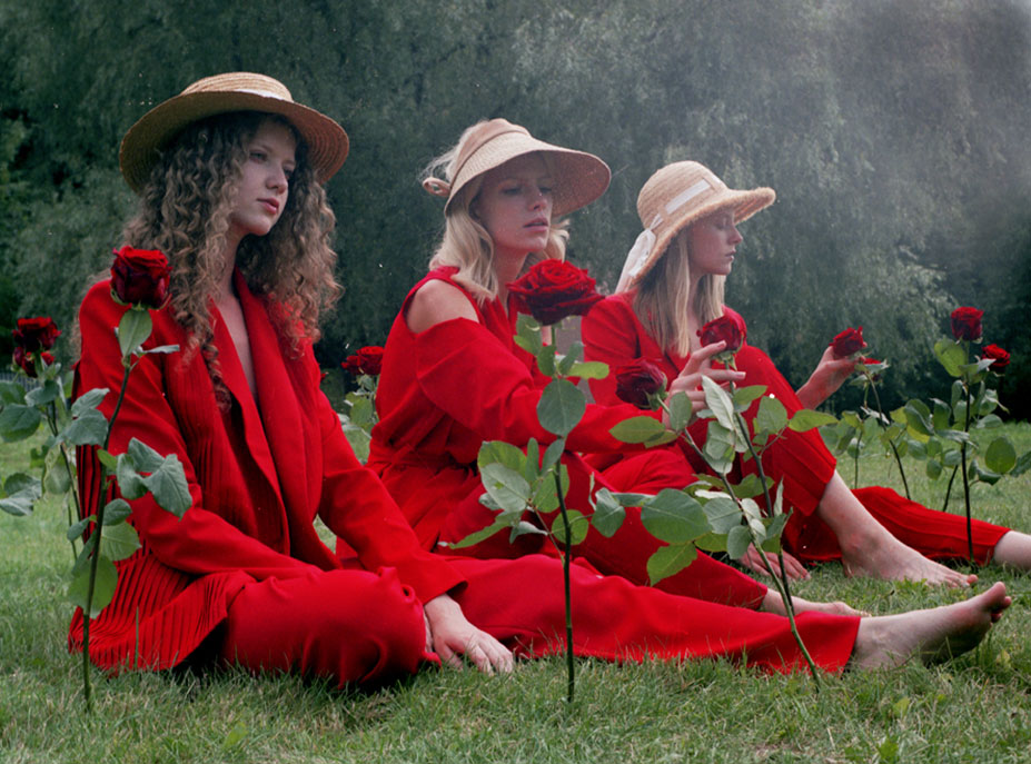 Red Army / Angela Olszewska, Justyna Golebiowska, Gabriela Mach by Andrew Tarnawczyk Red Army / Angela Olszewska, Justyna Golebiowska, Gabriela Mach by Andrew Tarnawczyk