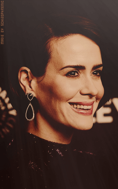 Sarah Paulson QfbdyjCy_o