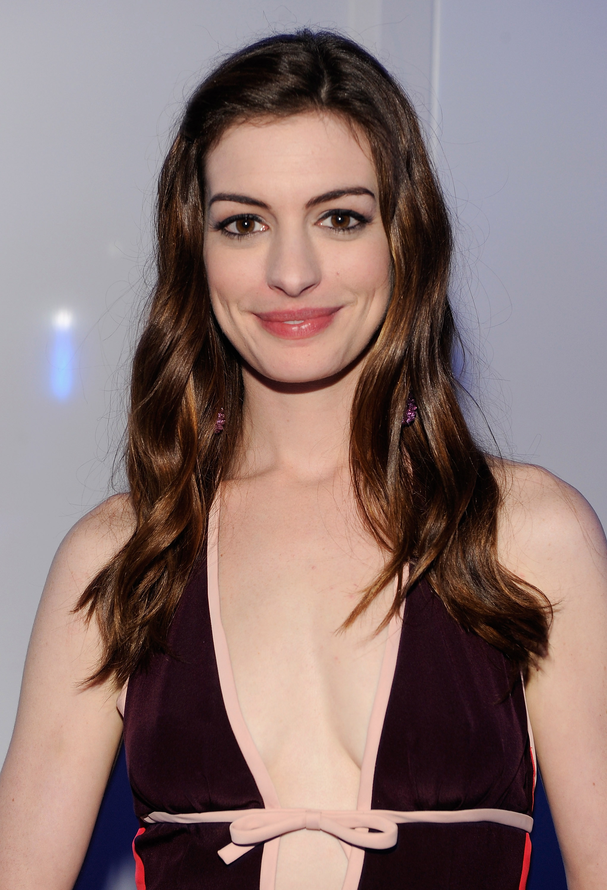 Anne hathaway. Энн Хэтэуэй. Актриса Энн Хэтэуэй. Энн Хэтэуэй глаза. Энн Хэтэуэй 2021.