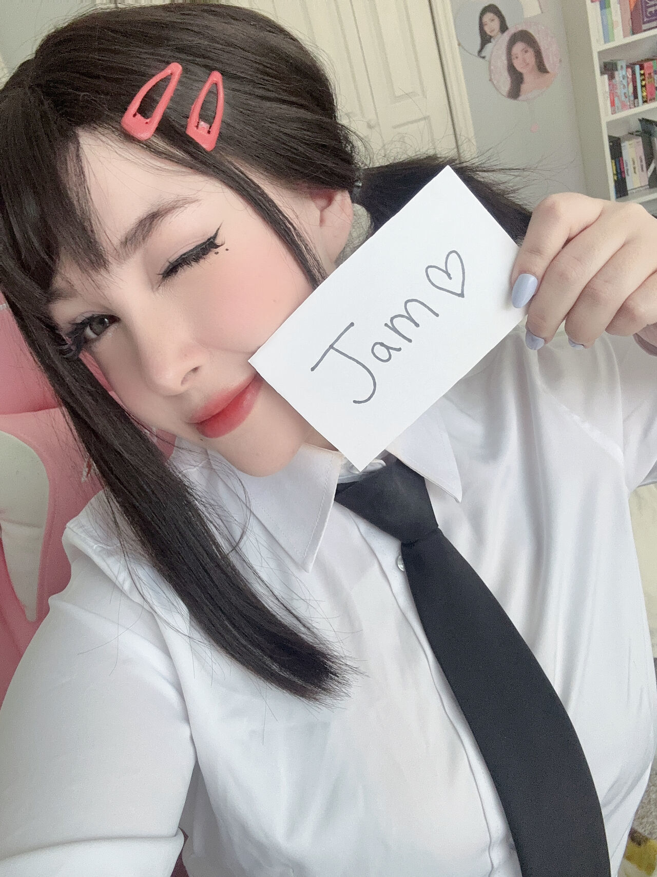 Junkenstein - Kobeni Fansigns