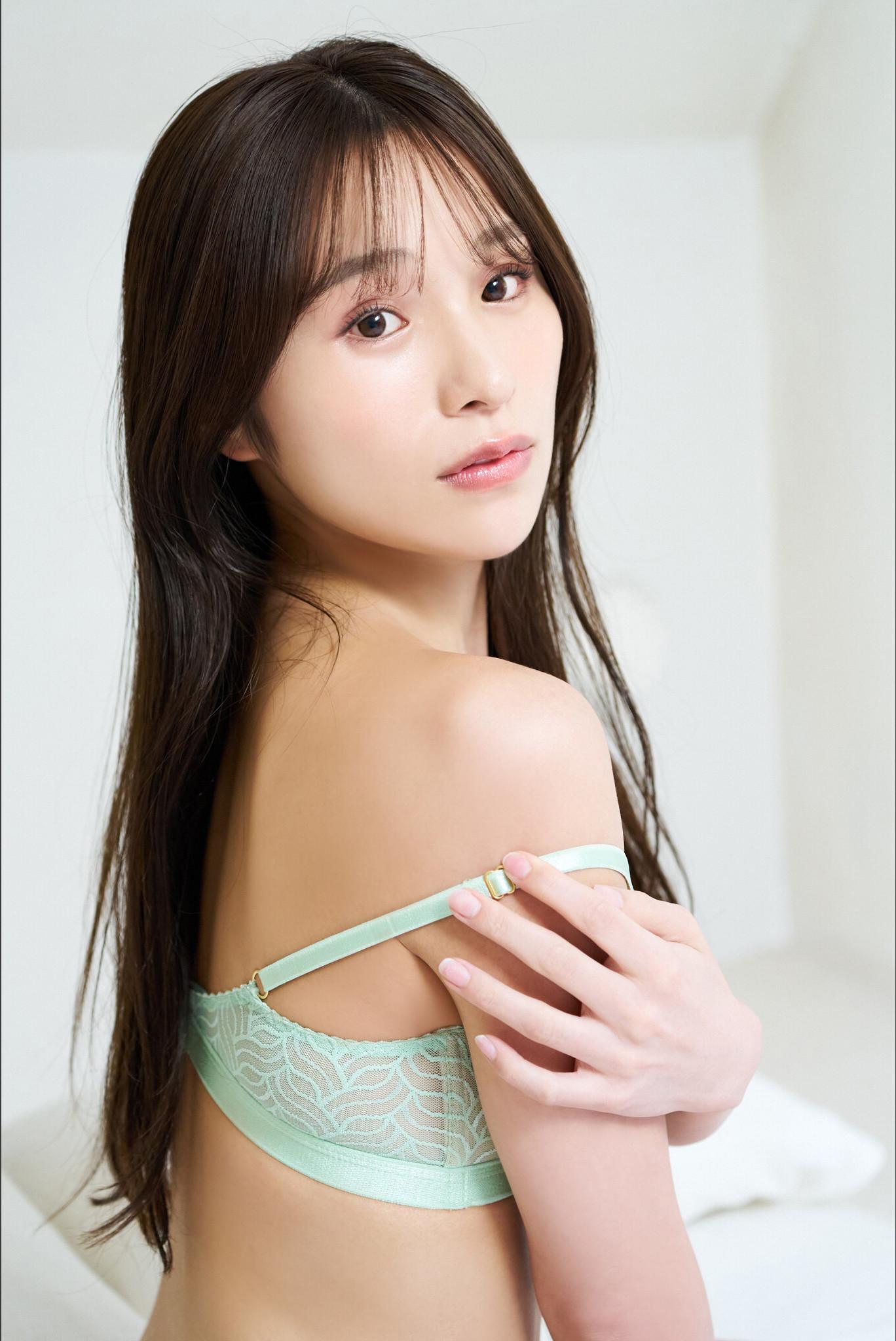 Ayaka Hidaritomo 左伴彩佳, FRIDAYデジタル写真集 「Left Vol.1」 Set.01(21)