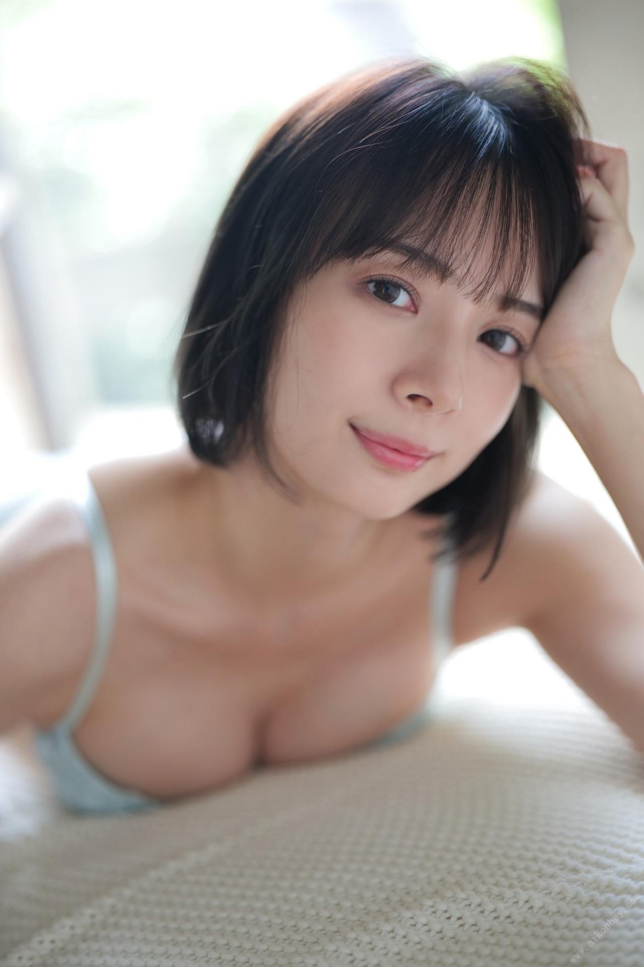 Sayaka Okada 岡田紗佳, 週刊ポストデジタル写真集 「おかぴーの森へようこそ」 Set.02(14)