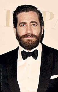 Jake Gyllenhaal - Page 3 DklOZSp8_o