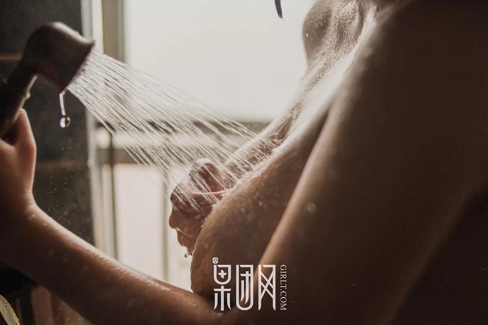 火辣女神大尺度全裸人体艺术秀 (36P)(32)
