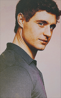 Finn Carlyle