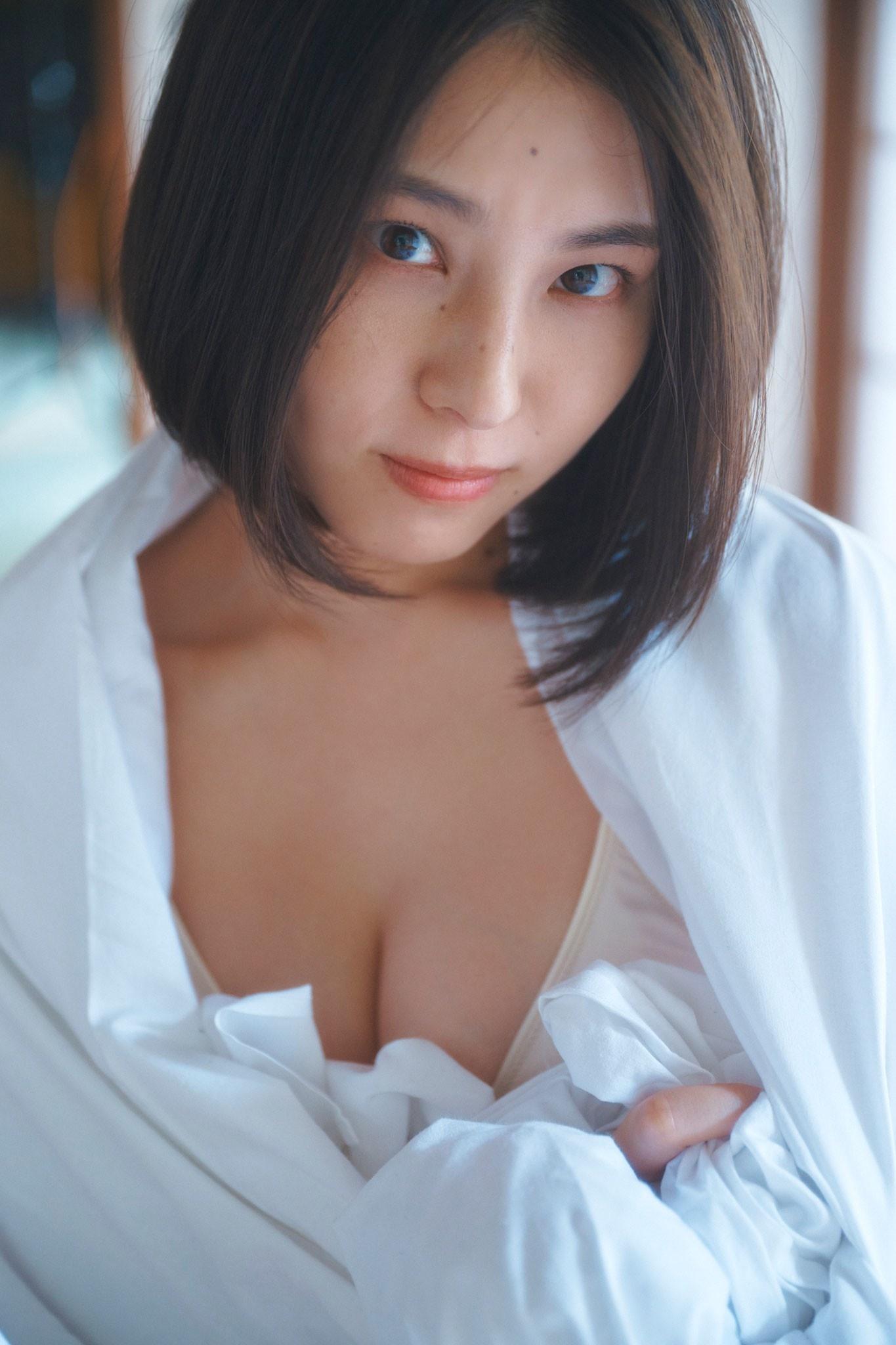 Iori Sagara 相楽伊織, SPA!デジタル写真集 「魅惑の曲線美」 Set.02(43)