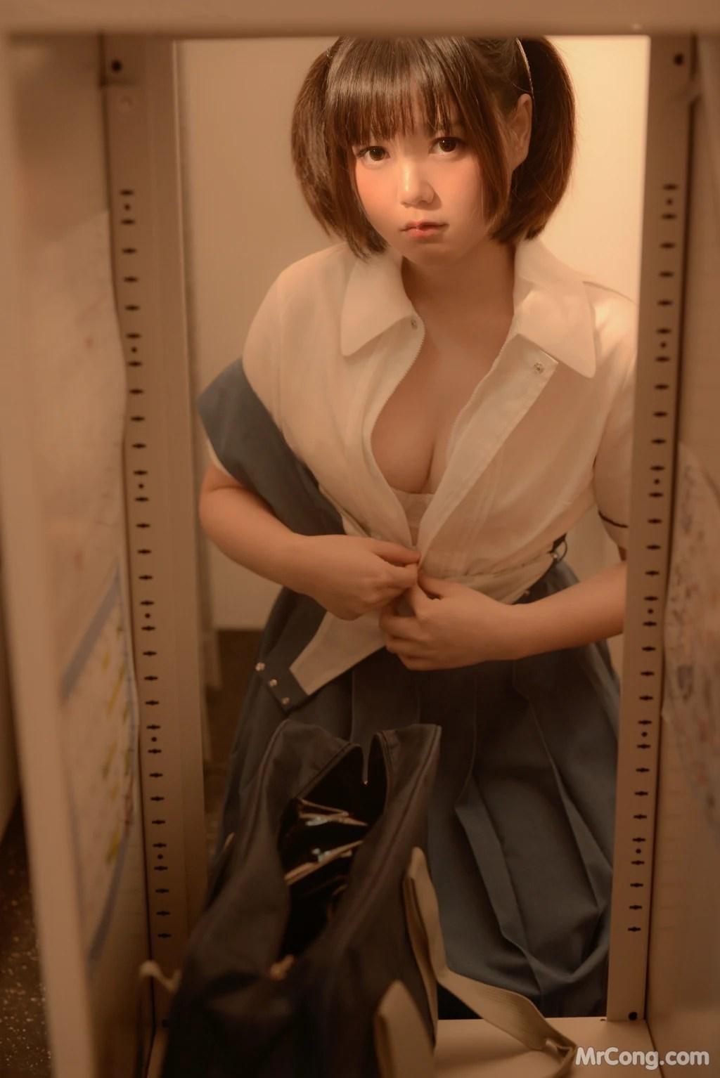 Coser@Nikumikyo (きょう肉肉): Latex Catsuit Girl ラテックス 動画入り (61 photos )(5)