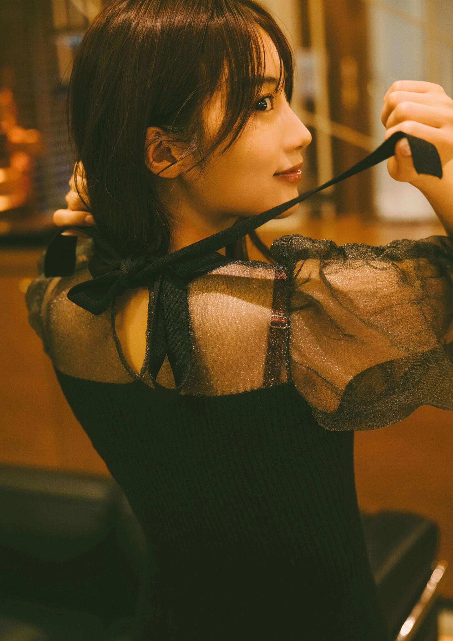 Hikari Kuroki 黒木ひかり, BRODYデジタル写真集 「Midnight romance」 Set.03(15)