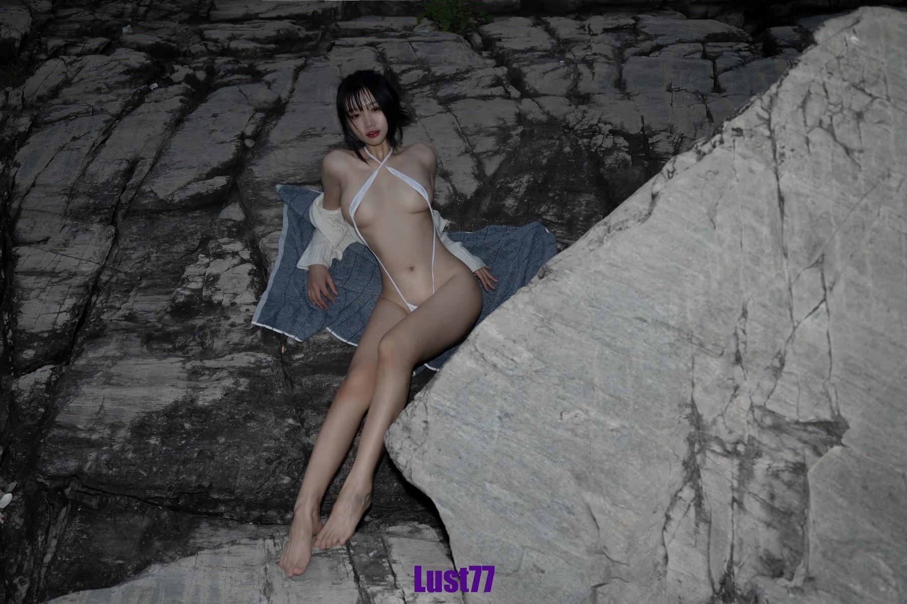 Cosplay 柒柒要乖哦 礁石海岸(33)