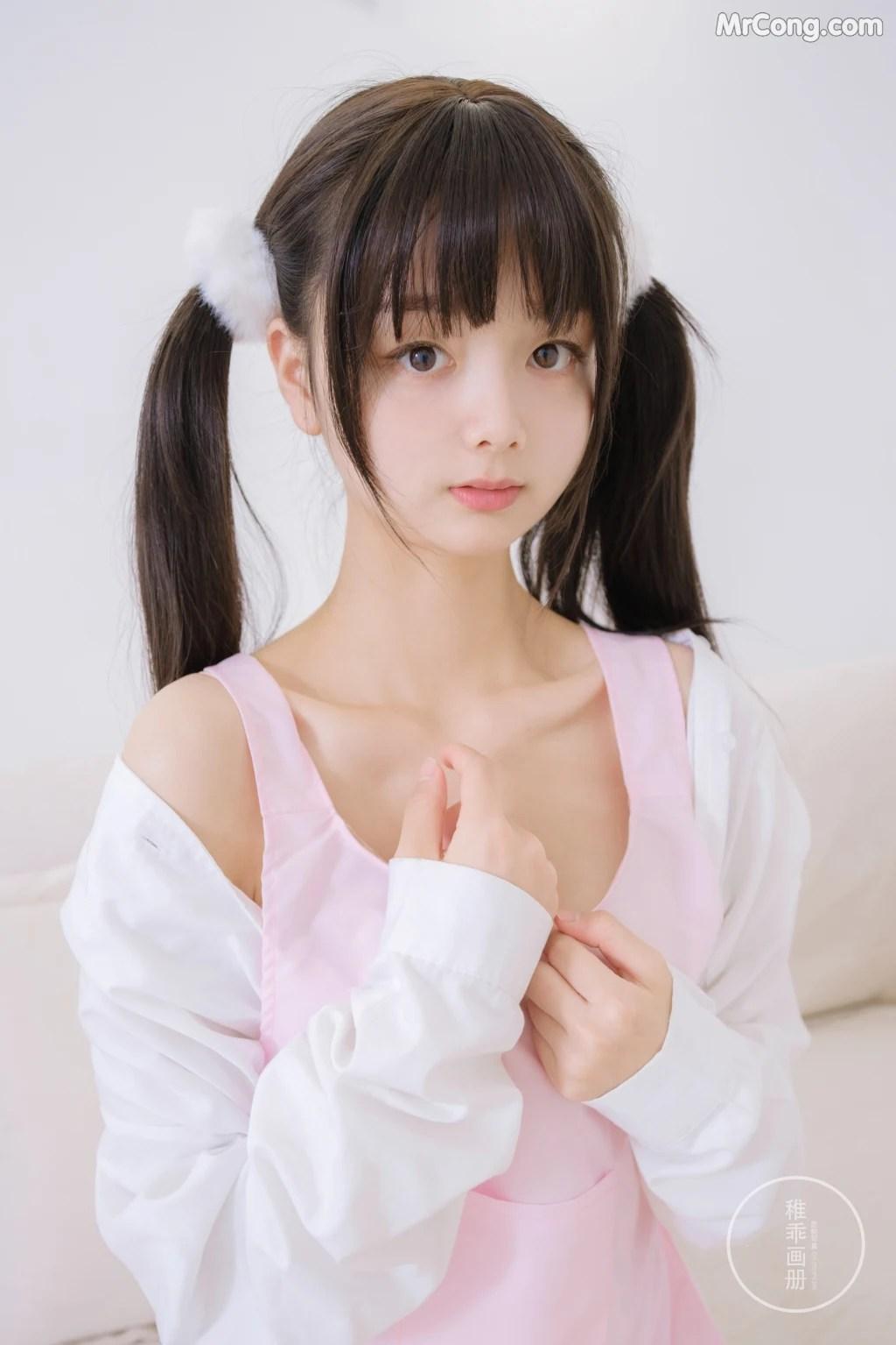 Coser@稚乖画册 Vol.006: (43 photos)
