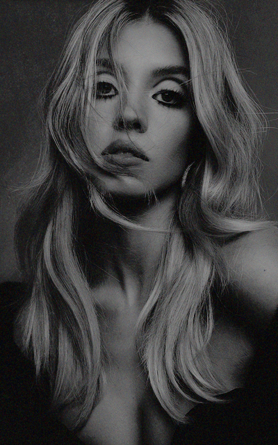 Sydney Sweeney - Page 4 KUOUUOoI_o