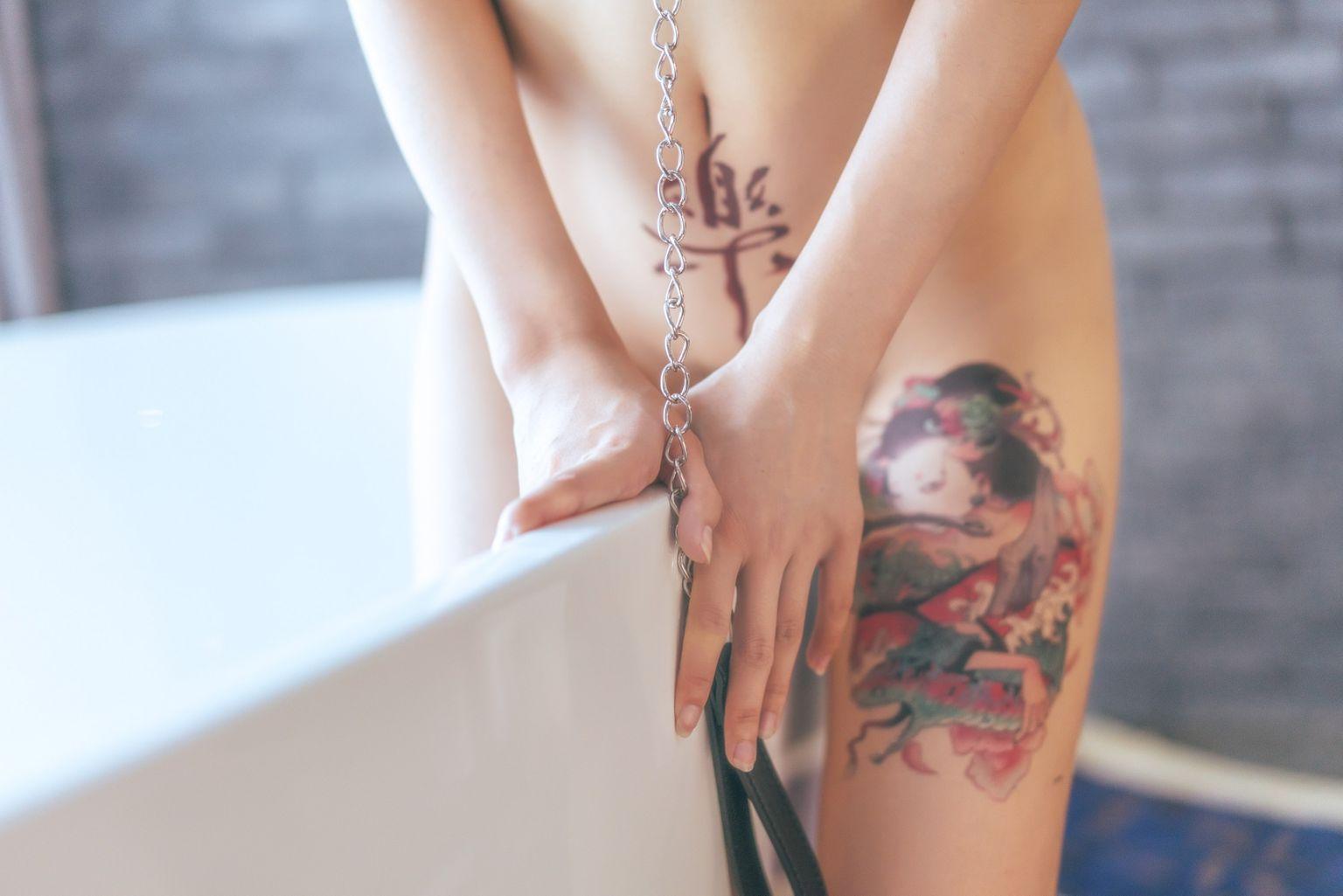 [Bliss極樂] Chinese Model with Tattoo Art on Body(32)
