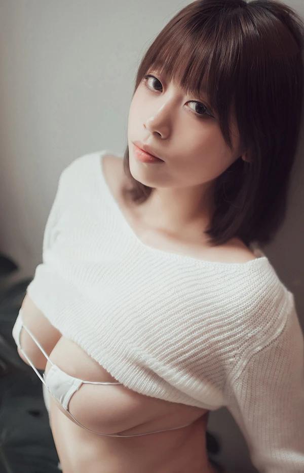 网红美女奈汐酱nice 超小比基尼(9)