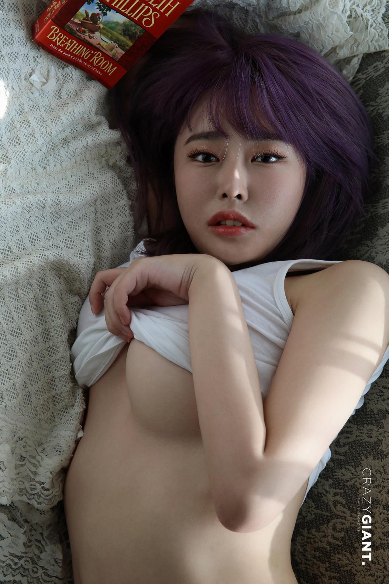 Hanere 하네레, CRAZYGIANT Sexy Photobook Set.01(16)