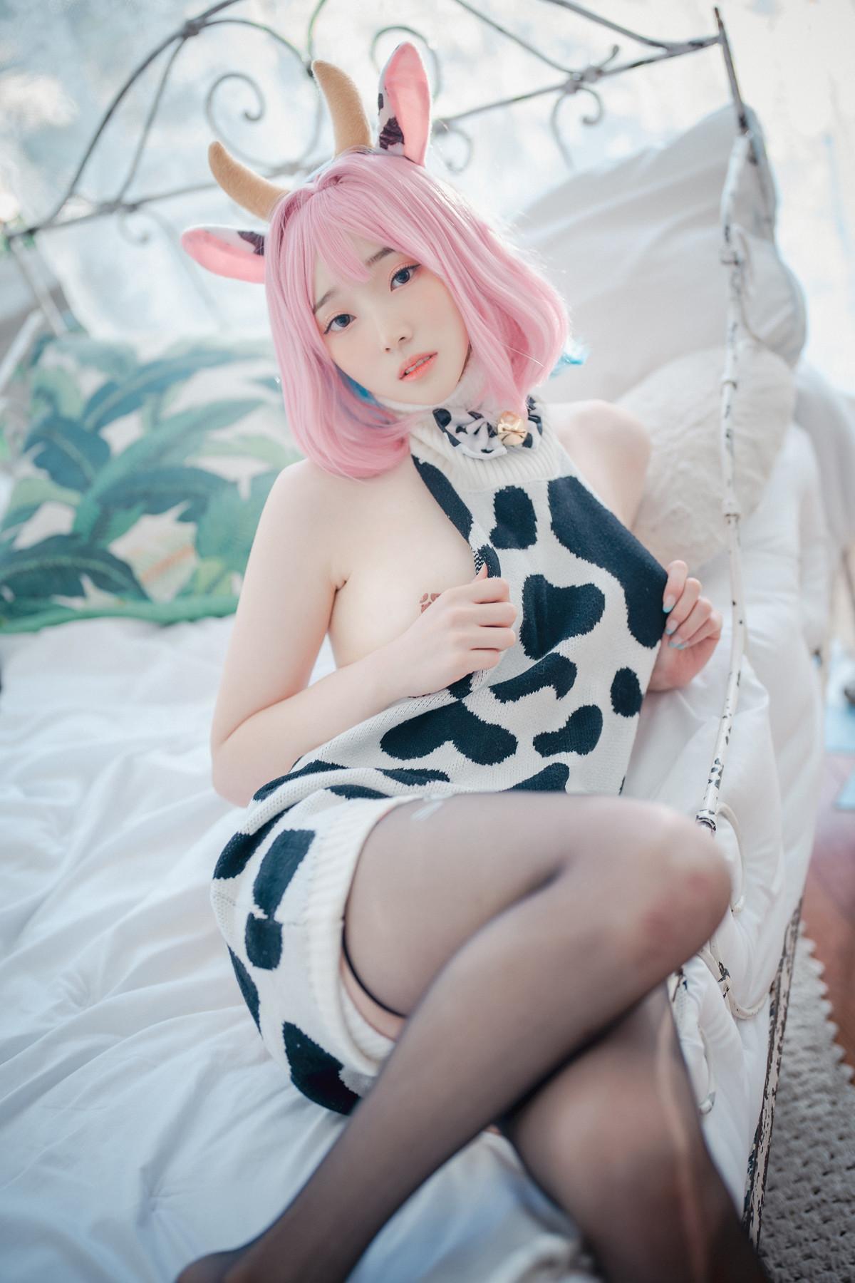 Bambi 밤비, DJAWA ‘Riamu’s Celebrating the Year of the Cow’ Set.02(1)