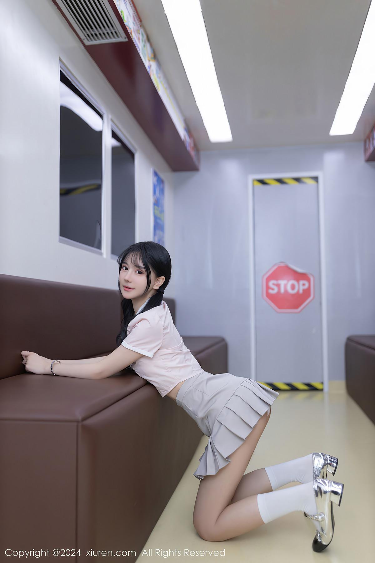 XiuRen秀人网 No.8515 幼幼Yoyo(10)