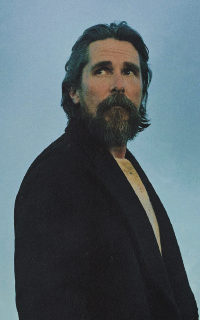 1970 - Christian Bale Pn4GgUD2_o