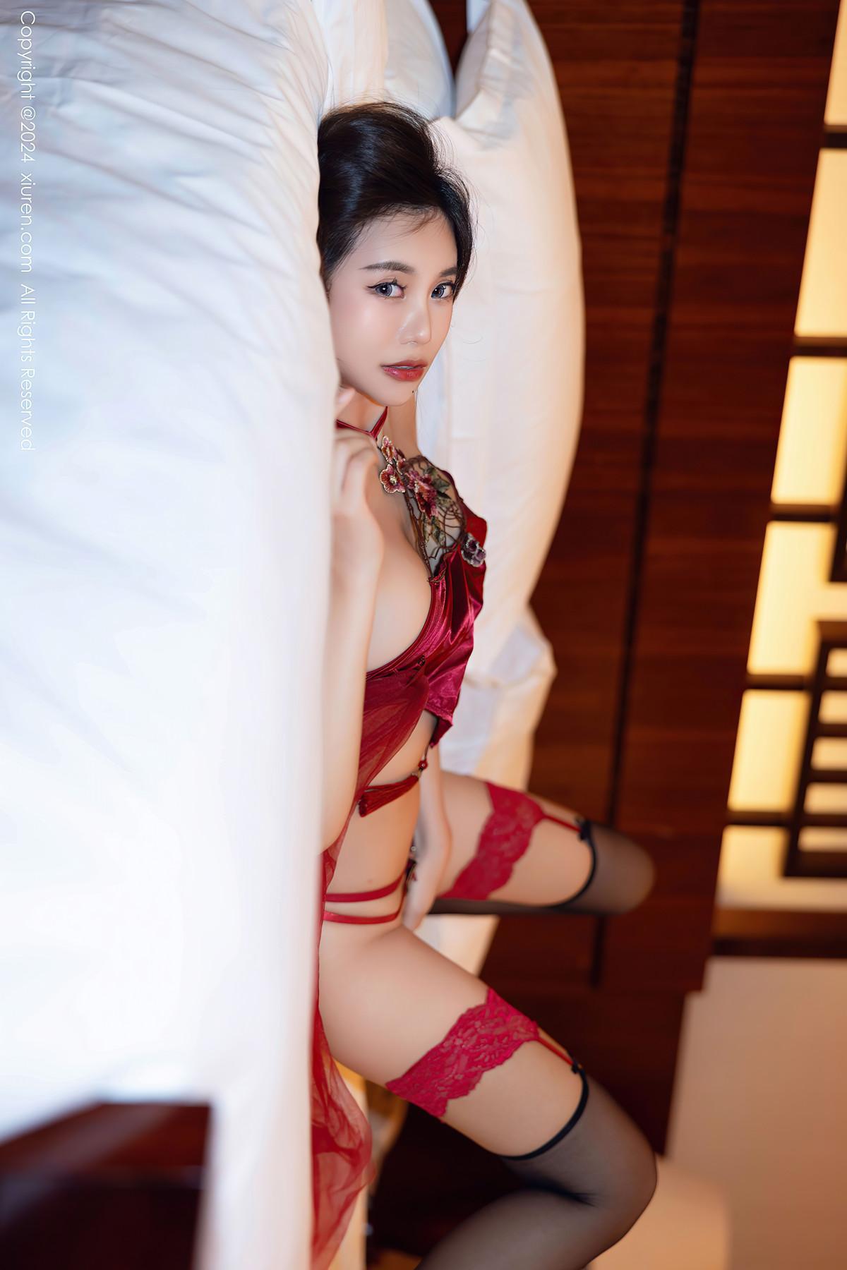 XiuRen秀人网 No.8456 绮里嘉ula(45)