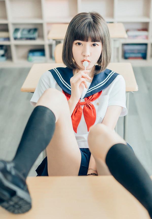 青春果宝宝高中女生学生服无圣光写真(3)