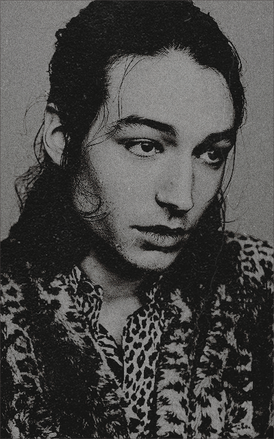 ezra miller (avatars) XndeEq3W_o