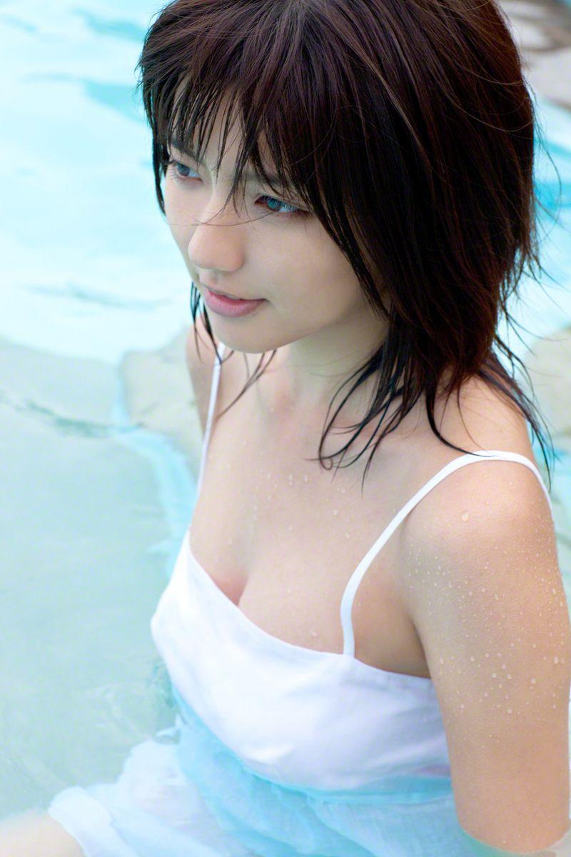 [Wanibooks] NO.117 Erina Mano 真野恵里菜 写真集(6)