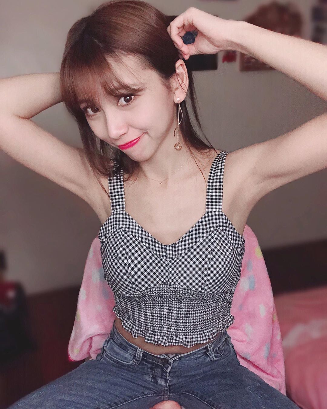 直播正妹—Merinda Lin(Yo Yo) w4mSjOkV o - 直播正妹—Merinda Lin(Yo Yo)