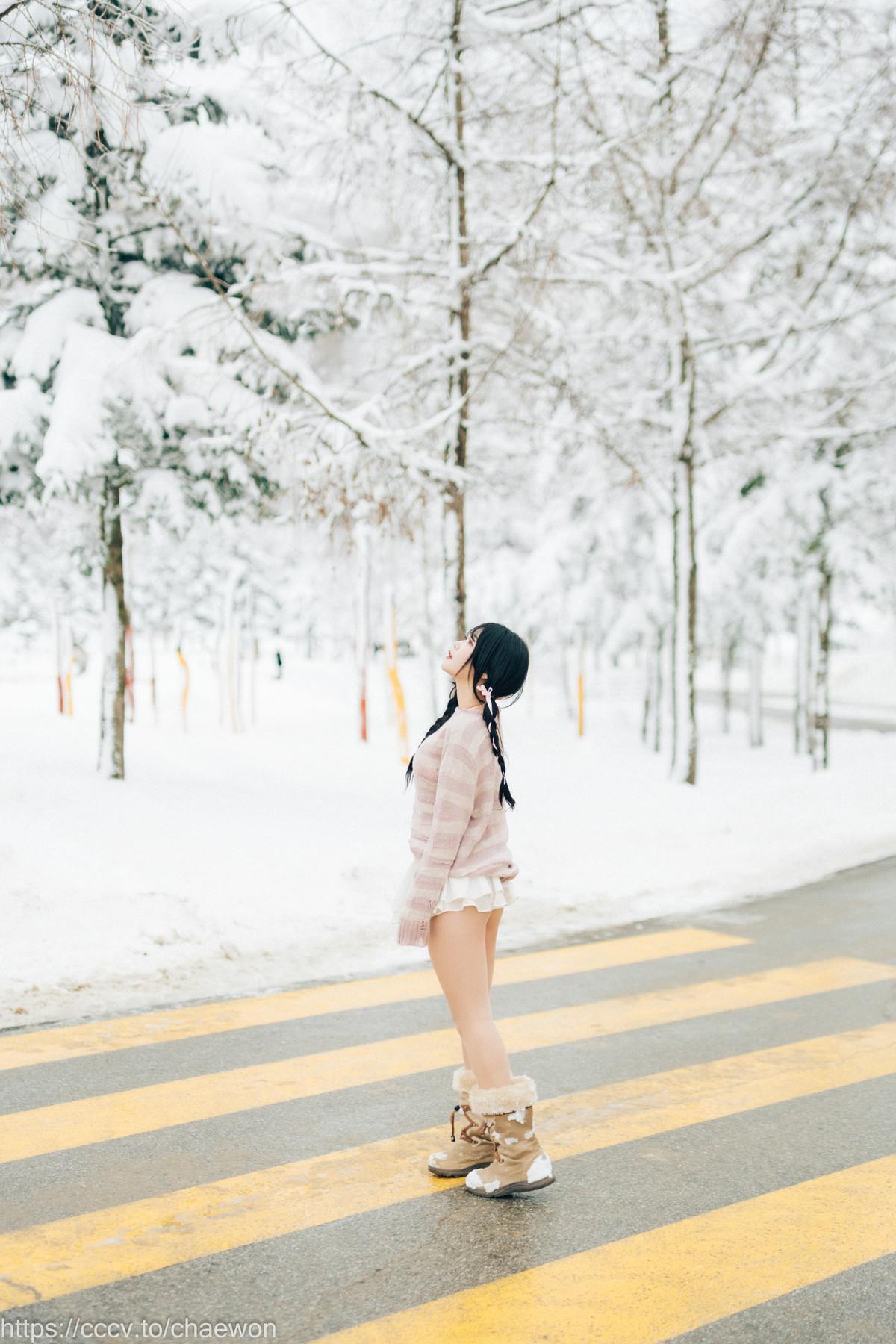 ZIA.Kwon 권지아, [Loozy] Snow Girl Set.02(20)