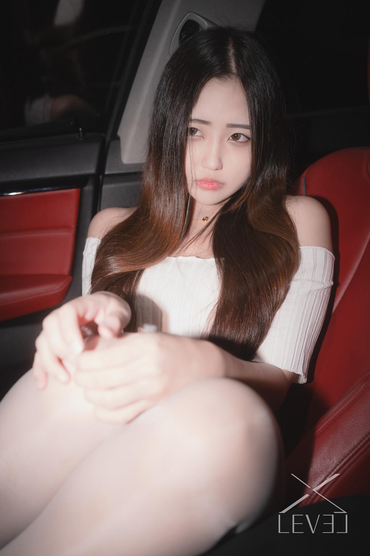 Yuna 유나, X-Level Photobook ‘Car Player’ Set.01(9)