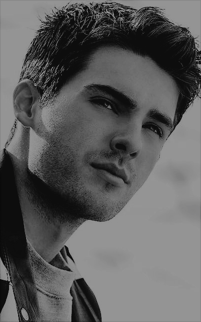 Cody Christian  Pt6qPaKy_o