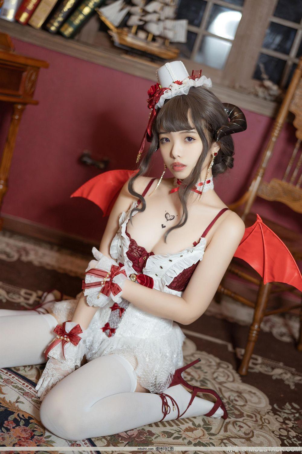 微博红人Coser2.5次元写真@雯妹 NO.018 魅魔本 Elegant devil[35P](21)