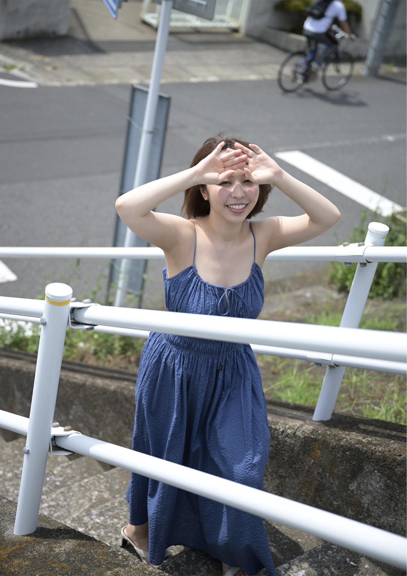Riho Shishido 宍戸里帆, 週刊現代デジタル写真集 「現役女子大生のマシュマロ巨乳」 Set.03(4)