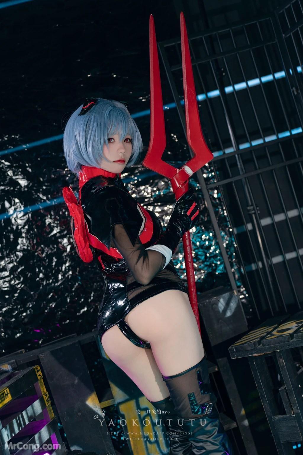 Coser@黏黏团子兔:『黑凌波』&小剧场 (50 photos )(16)