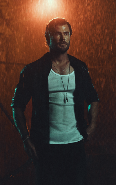 Chris Hemsworth BuZK8thV_o