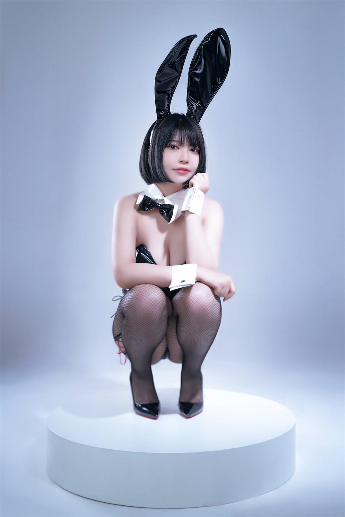 Cosplay 半半子 Bunny(11)