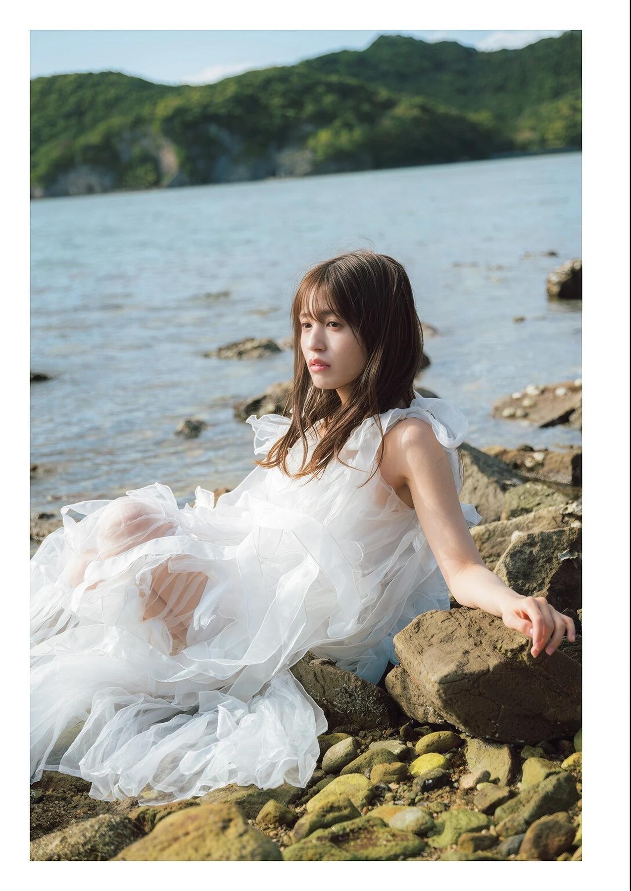 Rikako Aida 逢田梨香子, 写真集 「日々」 Set.03(11)